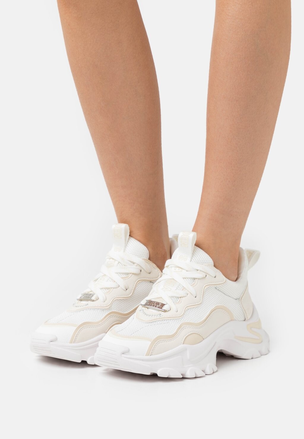 

Кроссовки Steve Madden