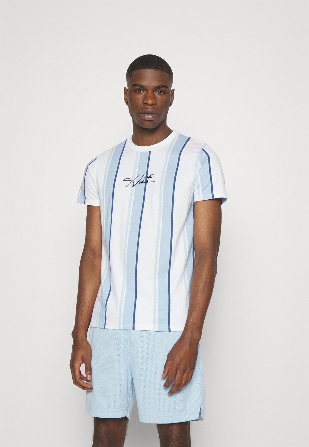 

Футболка с принтом Hollister Co., синий
