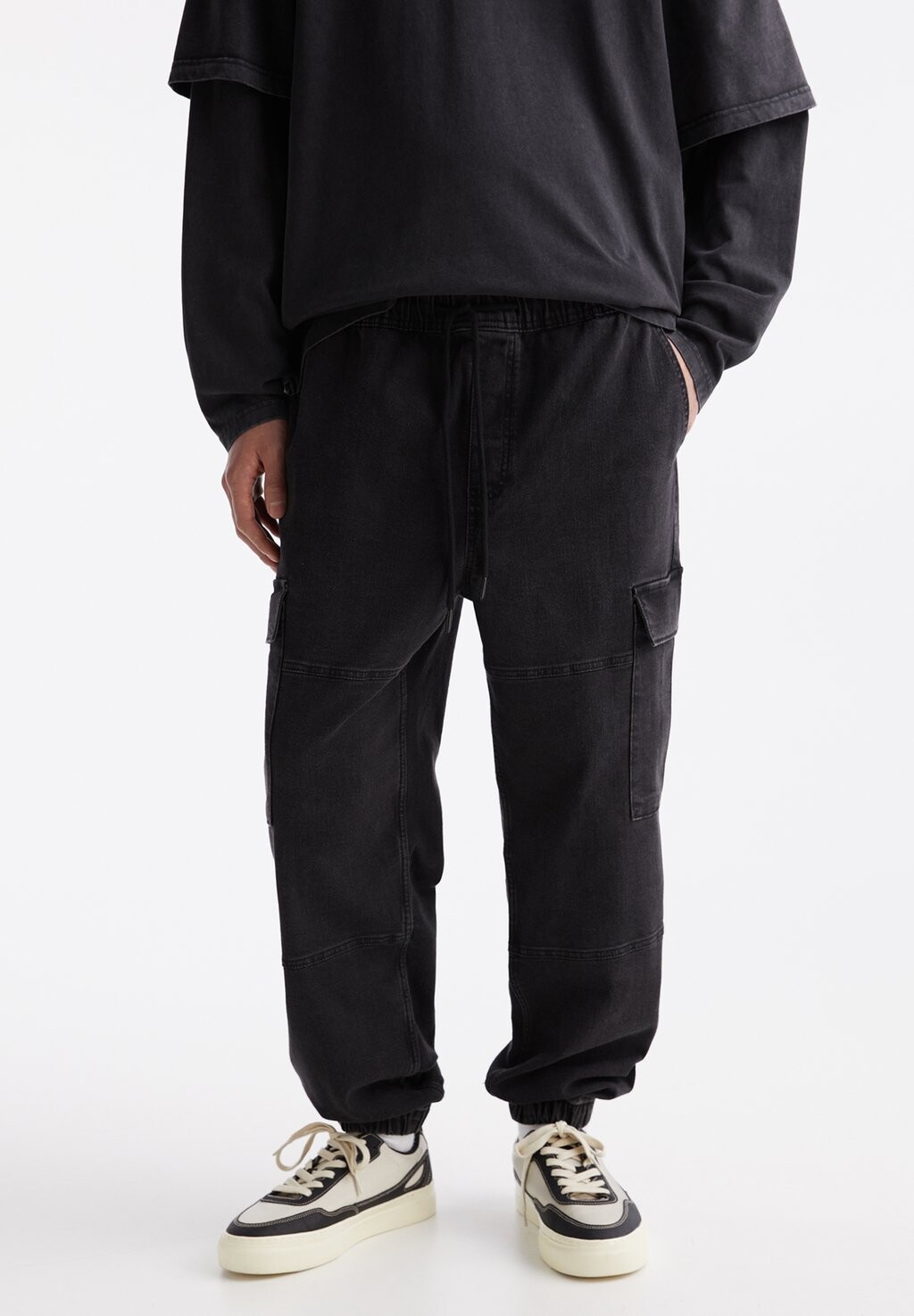 

Джинсы свободного кроя JOGGER PULL&BEAR, цвет black