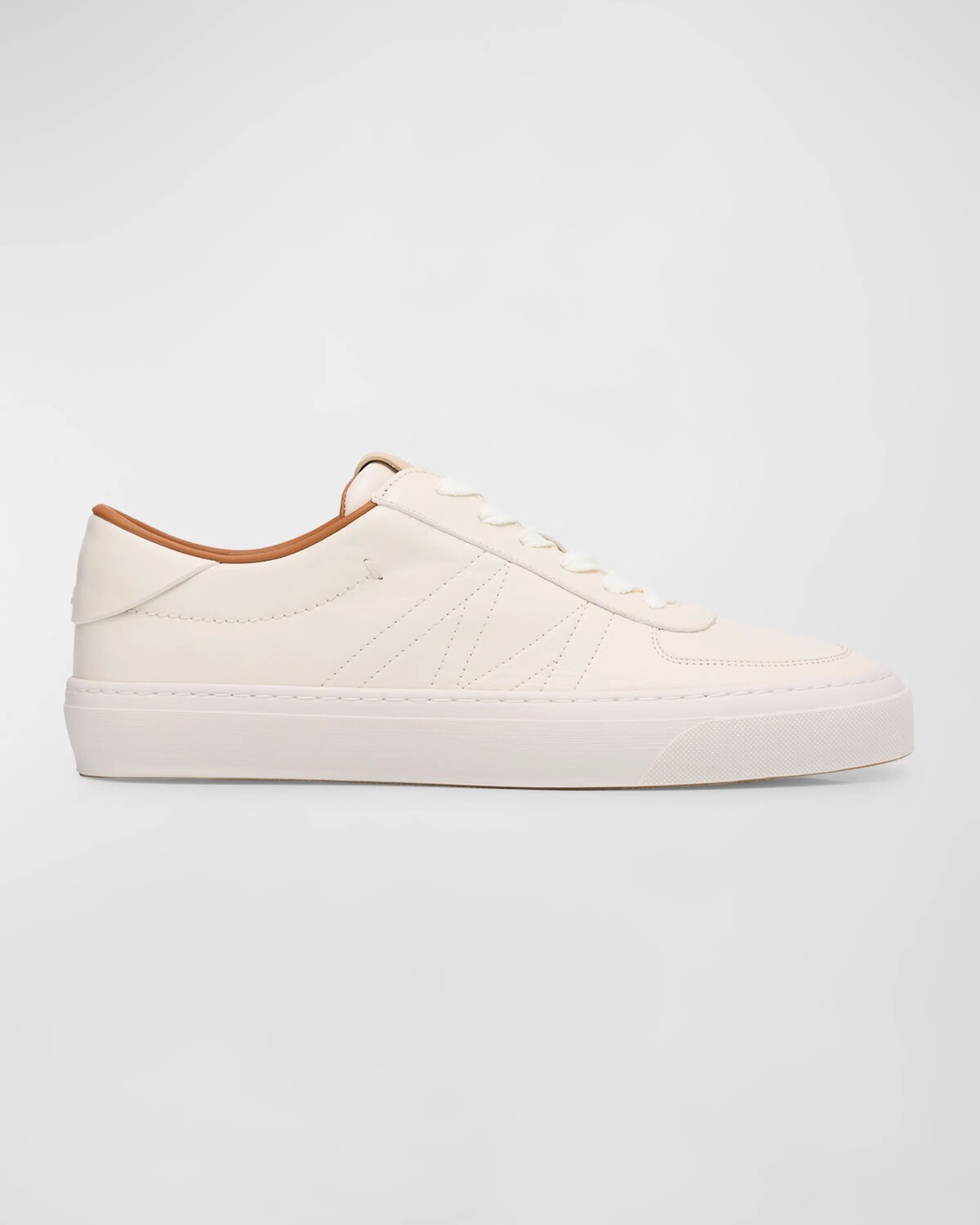 

Мужские низкие кеды Monclub из телячьей кожи Moncler, цвет White