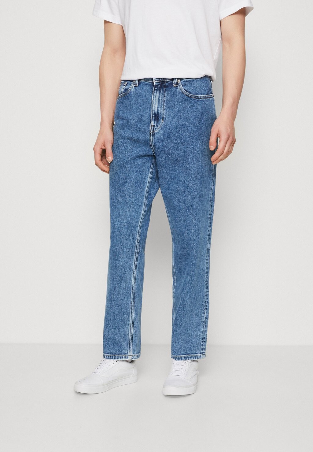 

Джинсы свободного кроя Tommy Jeans
