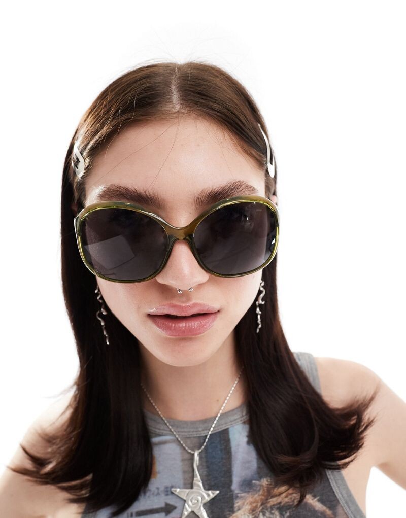 

Зеленые большие круглые солнцезащитные очки Monki