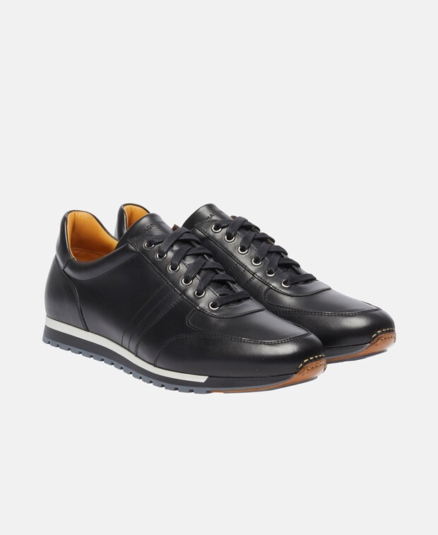 

Кроссовки Magnanni, черный