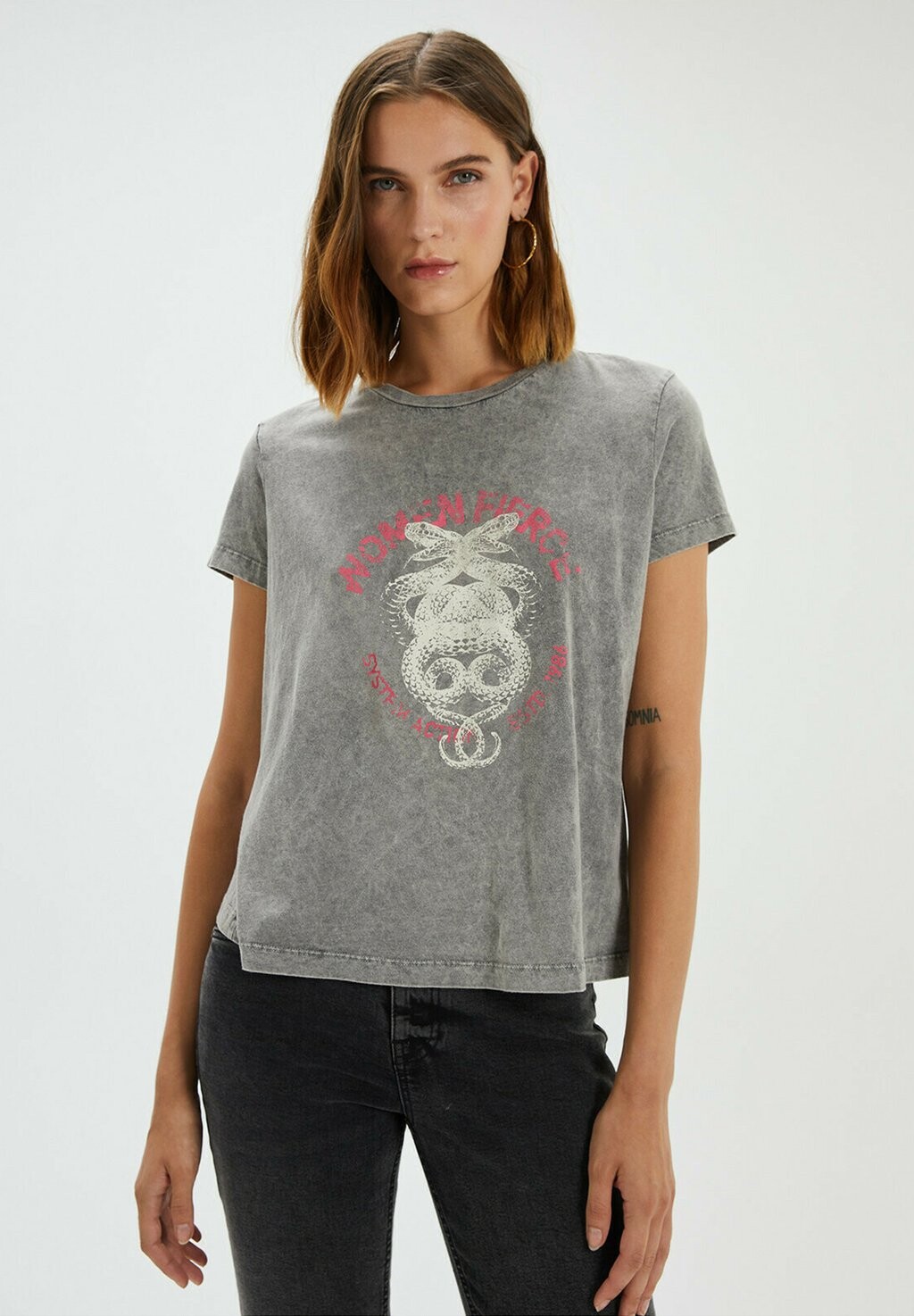 

Футболка с принтом SHORT SLEEVE System Action, цвет grey