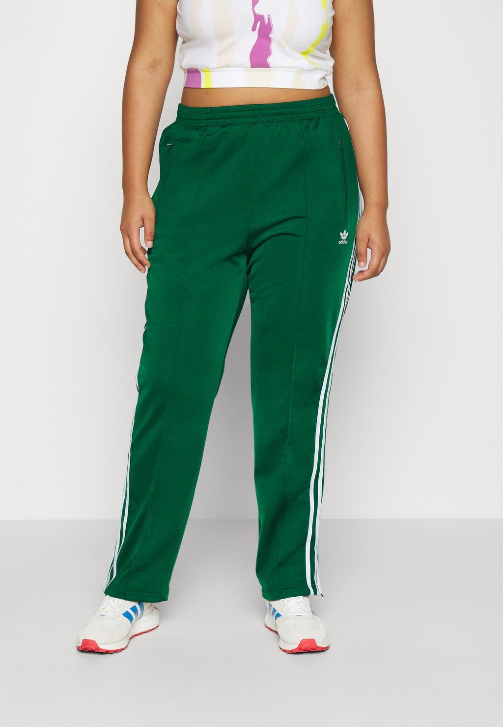 

Спортивные брюки adidas Originals, темно-зеленый
