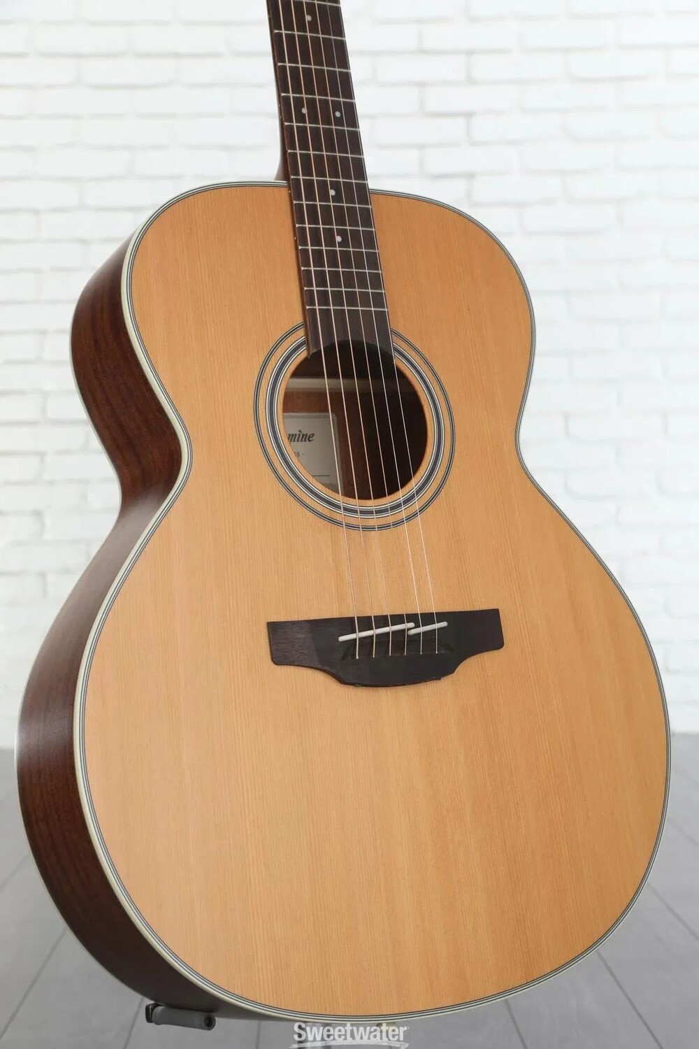 

Акустическая гитара Takamine GN20 - натуральный сатин
