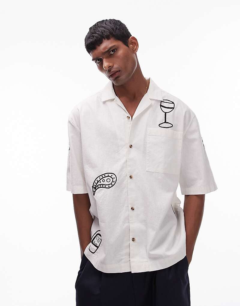 

Topman – Белая свободная рубашка с короткими рукавами и вышитым узором