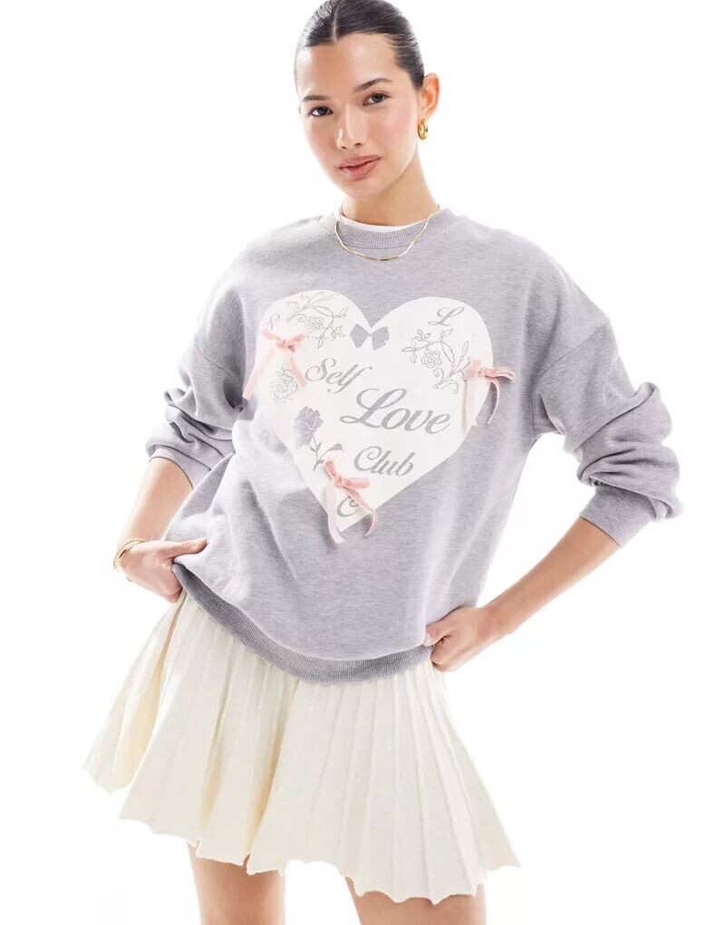 

Серый свитшот Miss Selfridge с сердечком и бантами Self Love Club