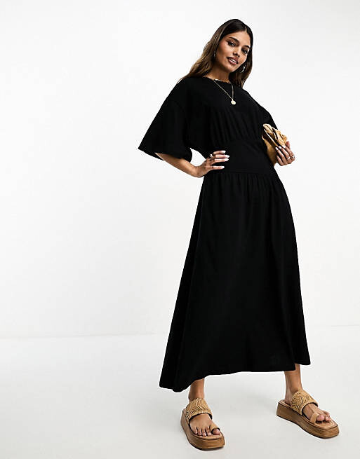 

Черное платье-футболка миди с завязкой на талии River Island