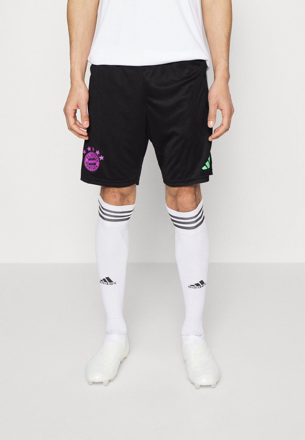 

Спортивные брюки Adidas