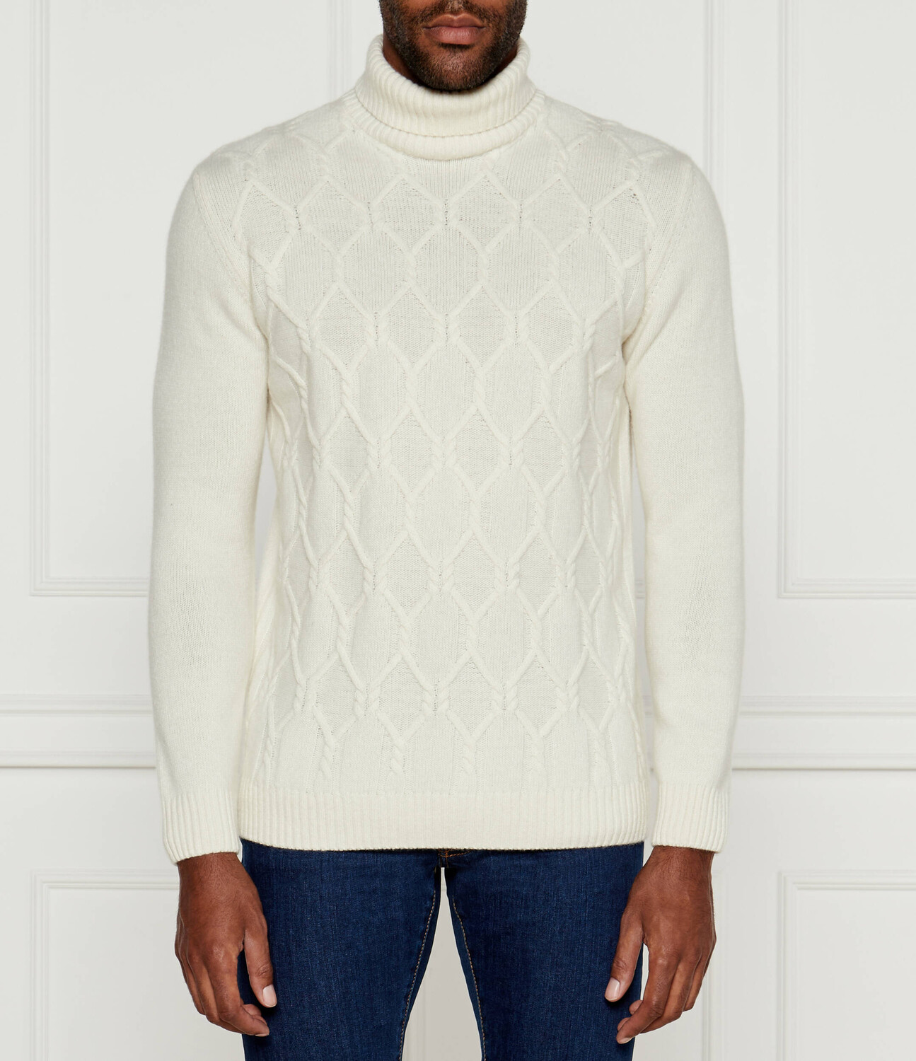 

Свитер Oscar Jacobson Salomon Regular Fit, экрю
