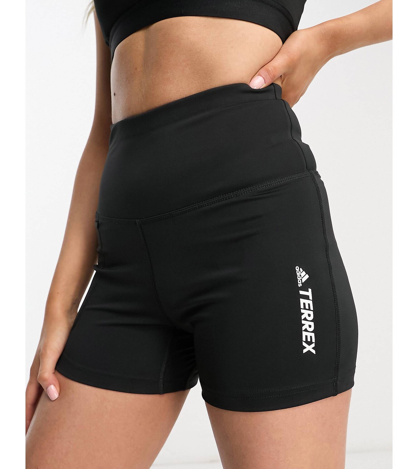 

Черные шорты-леггинсы adidas Terrex adidas performance