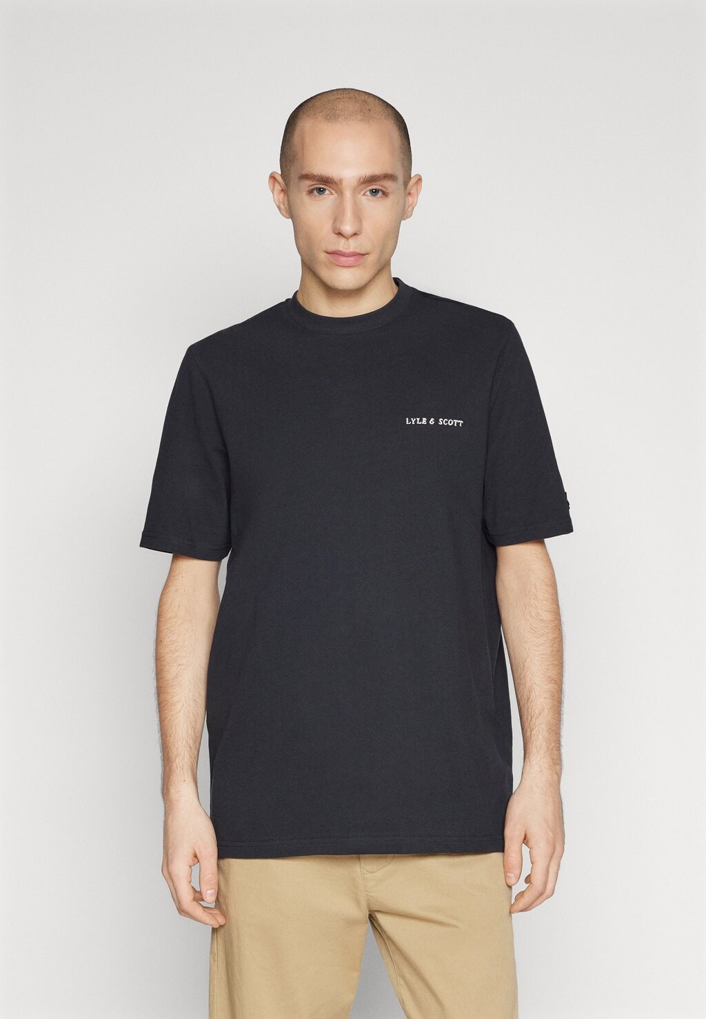 

Базовая футболка Embroidered Logo Lyle & Scott, цвет saddle