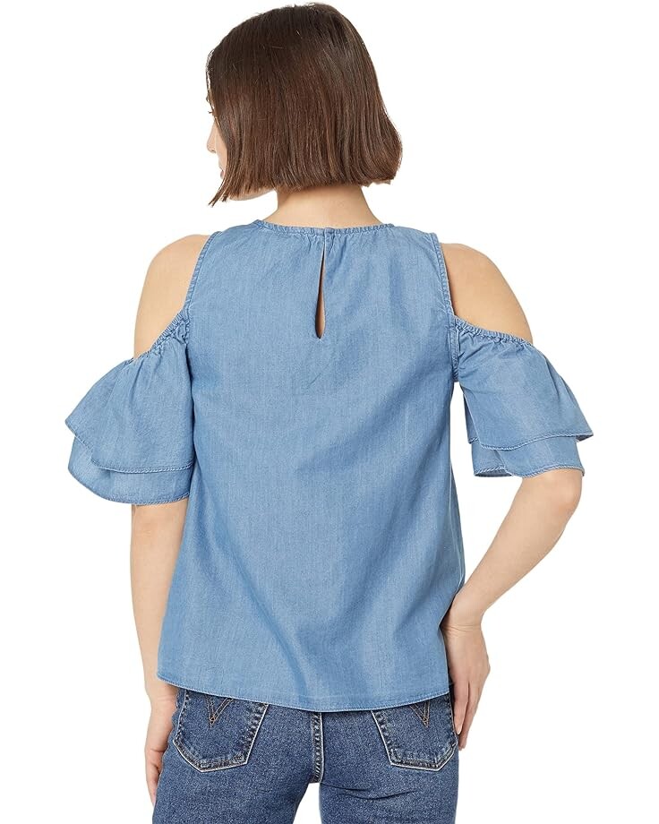 

Топ Michael Kors Petite Tencel Cold-Shoulder Ruffle Top, цвет Light Cadet Wash
