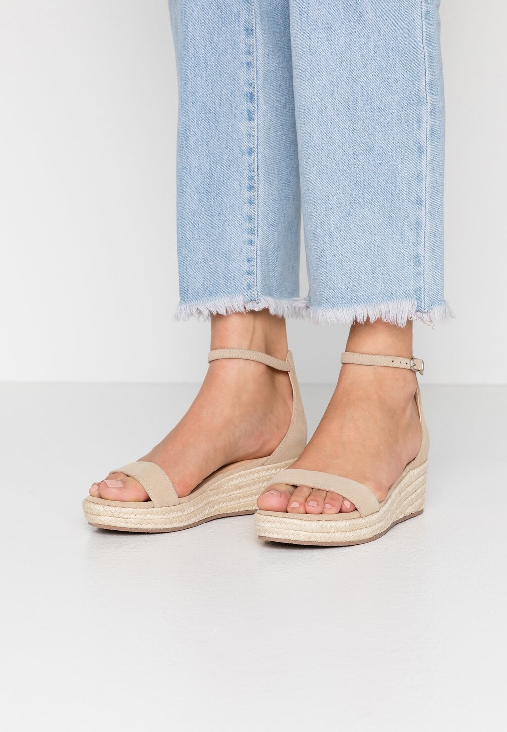 

Эспадрильи LAILA Steven New York, цвет beige