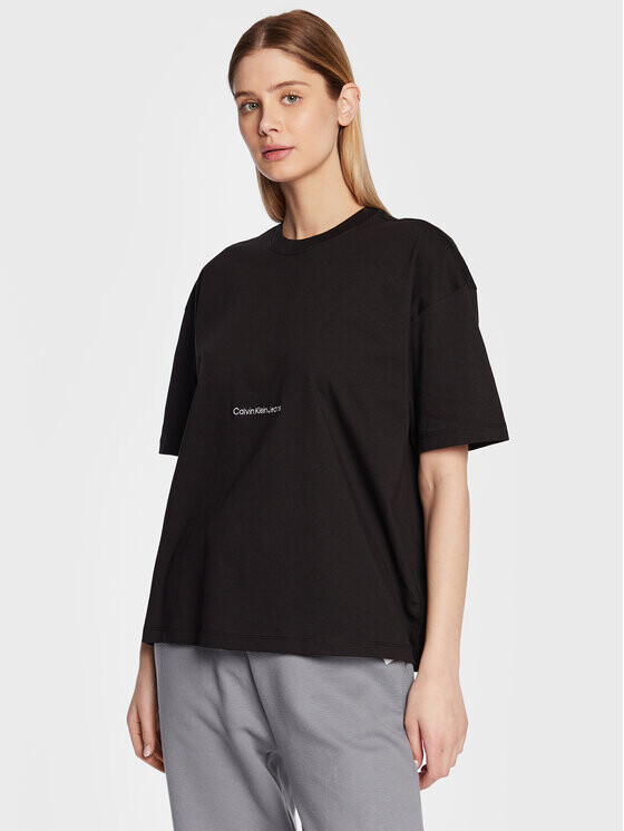 

Футболка бойфренда впору Calvin Klein, черный
