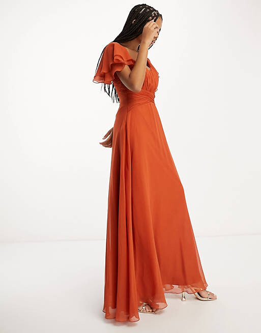 

Ржавое платье макси со сборками и короткими рукавами ASOS DESIGN Bridesmaid