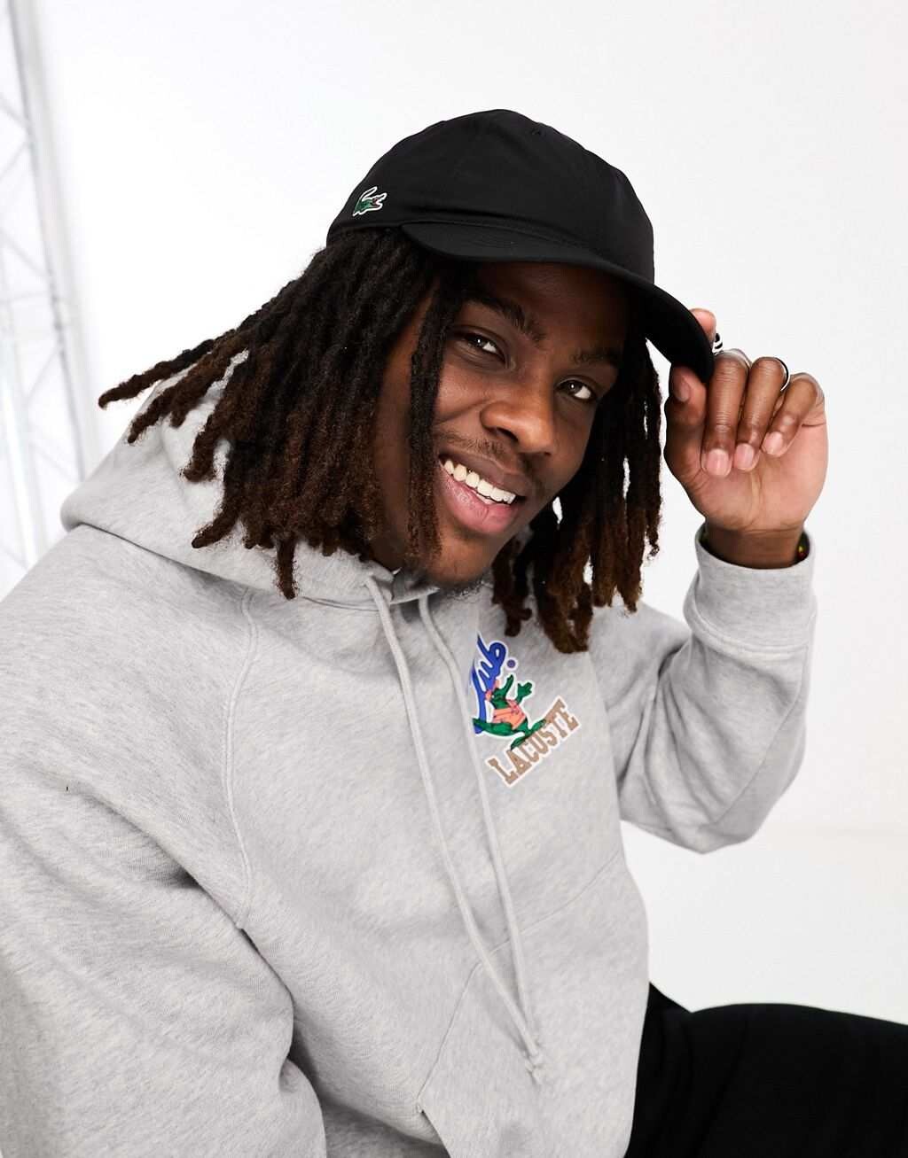 

Черная бейсболка с логотипом Lacoste