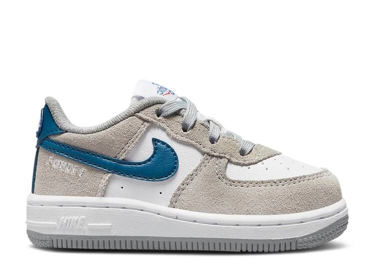 

Кроссовки Nike FORCE 1 LV8 TD 'ATHLETIC CLUB - LIGHT SMOKE GREY', серый