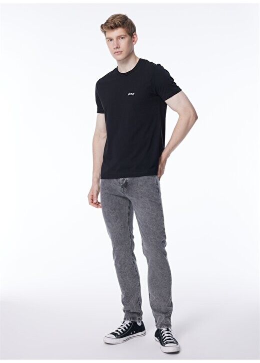 

Простая черная мужская футболка с круглым вырезом 24EU1M0F01JP400_T-Shirt İce Play, черный