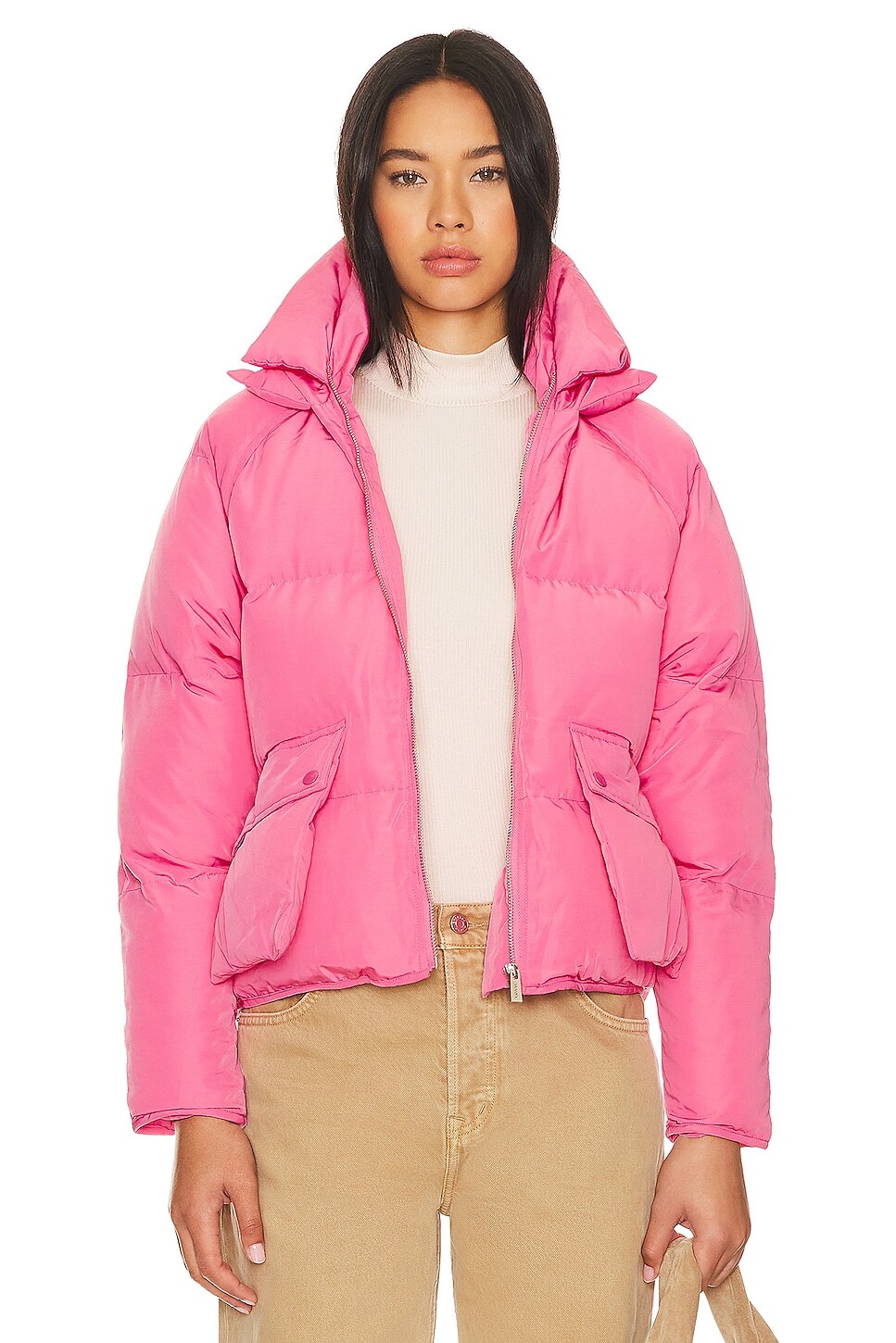 

Пуховик Toast Society Pluto, цвет Barbie Pink