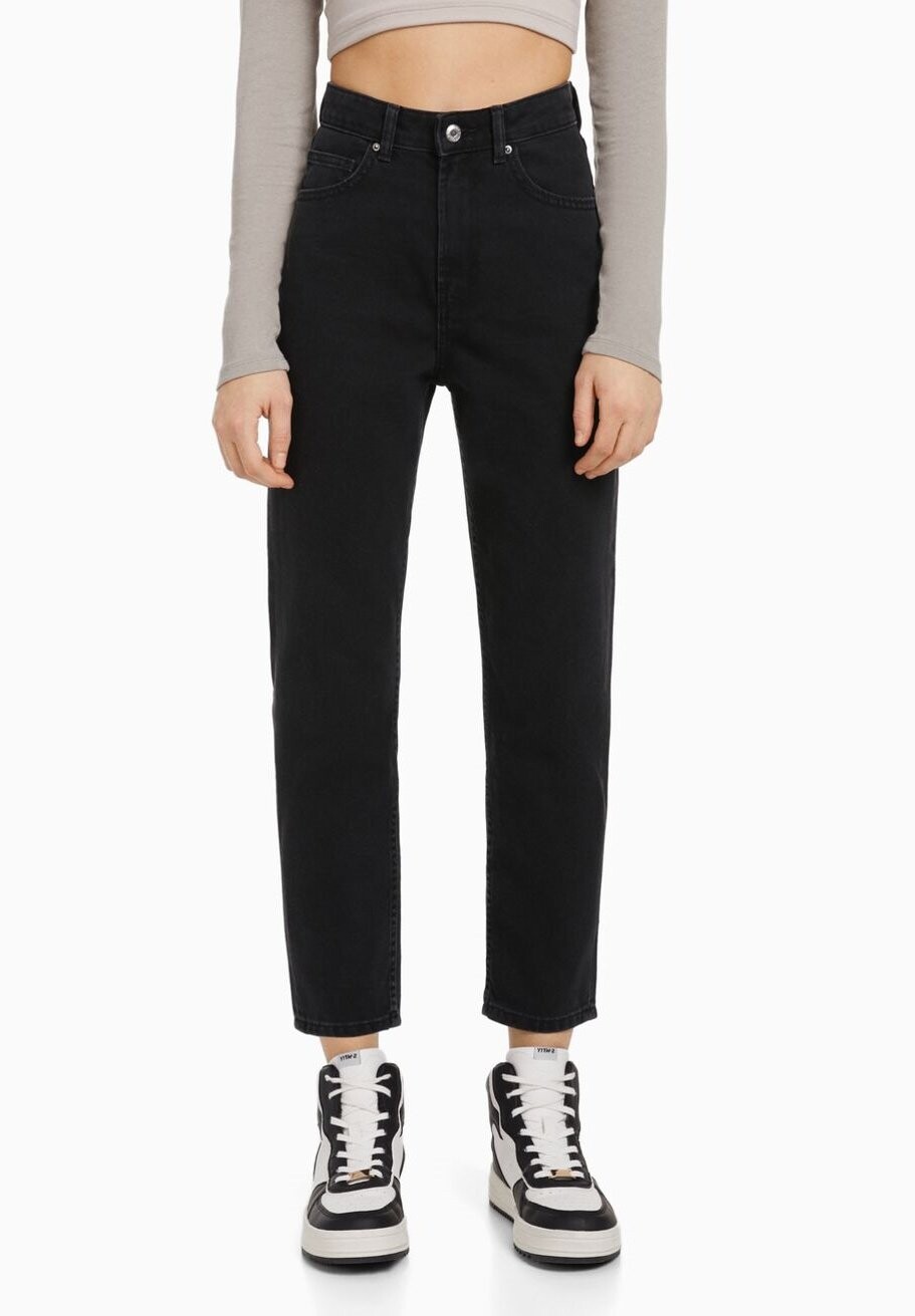 

Джинсы мешковатые Bershka, черный