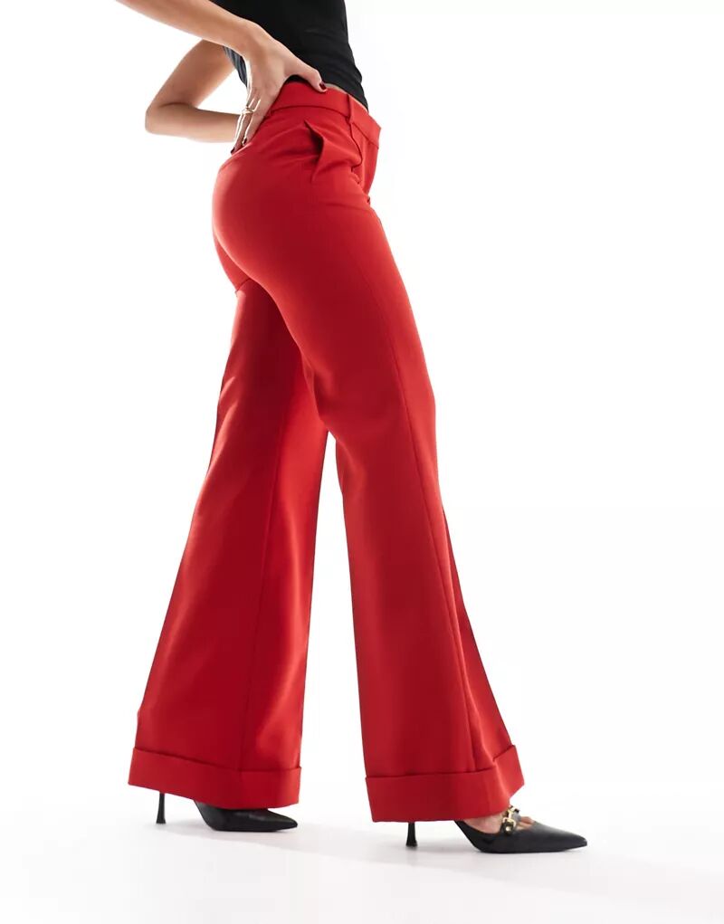 Mango – Элегантные расклешенные брюки красного цвета с защипами