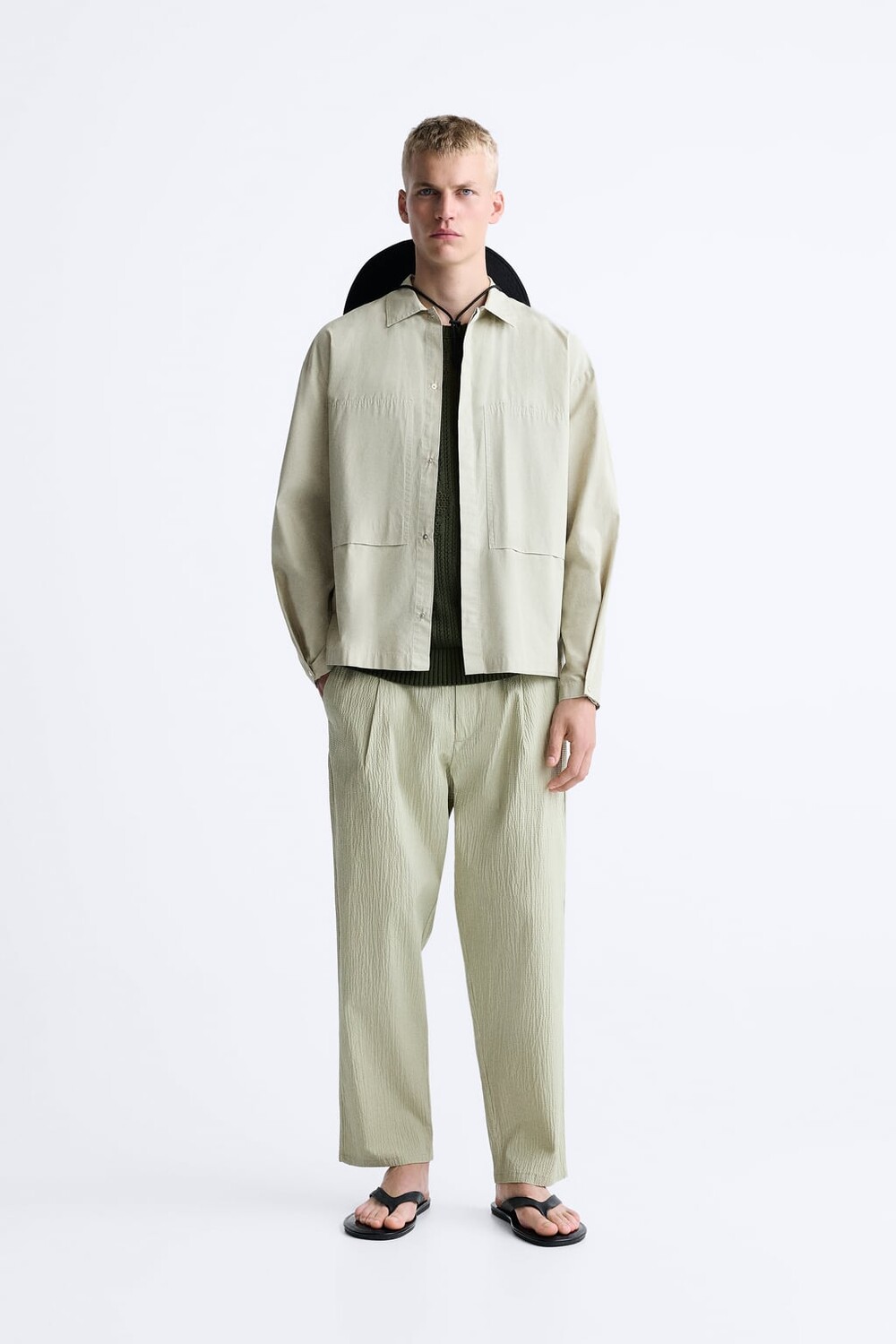 

Брюки из сирсакера со склисками ZARA, зеленый