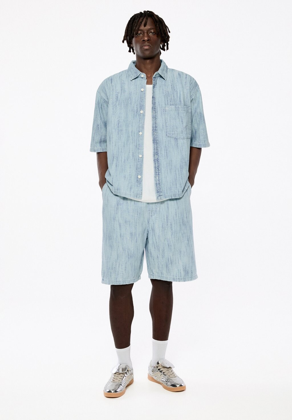 

Джинсовые шорты BERMUDA PULL&BEAR, цвет Blue Denim