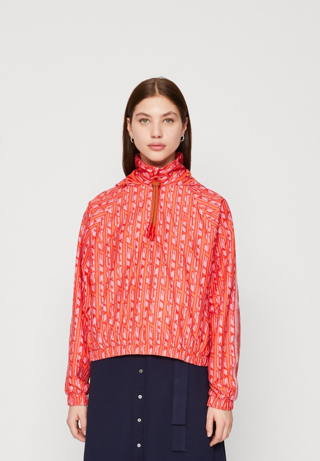 

Ветровка Lacoste