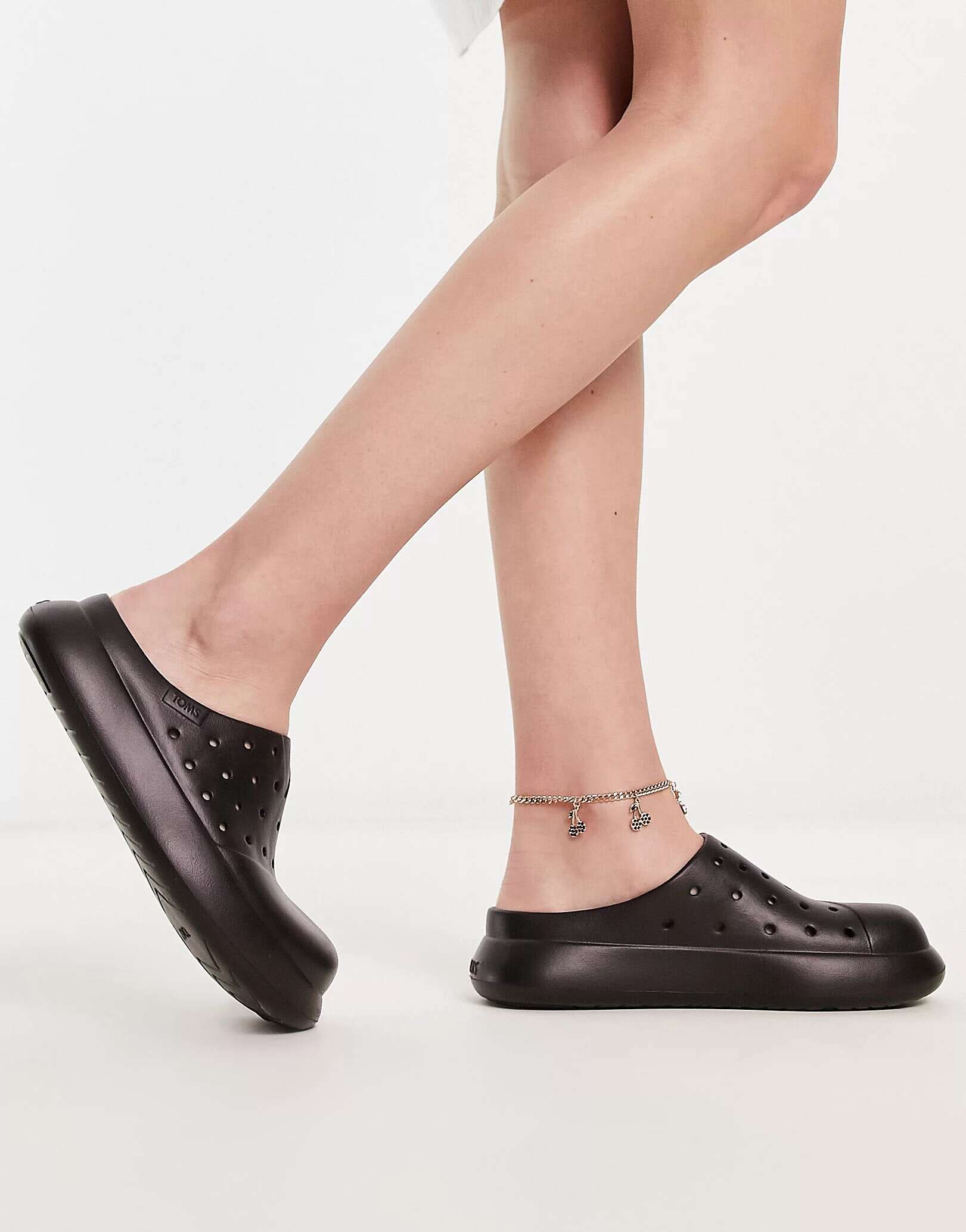 Черные формованные туфли-мофели Toms alpargata mallow