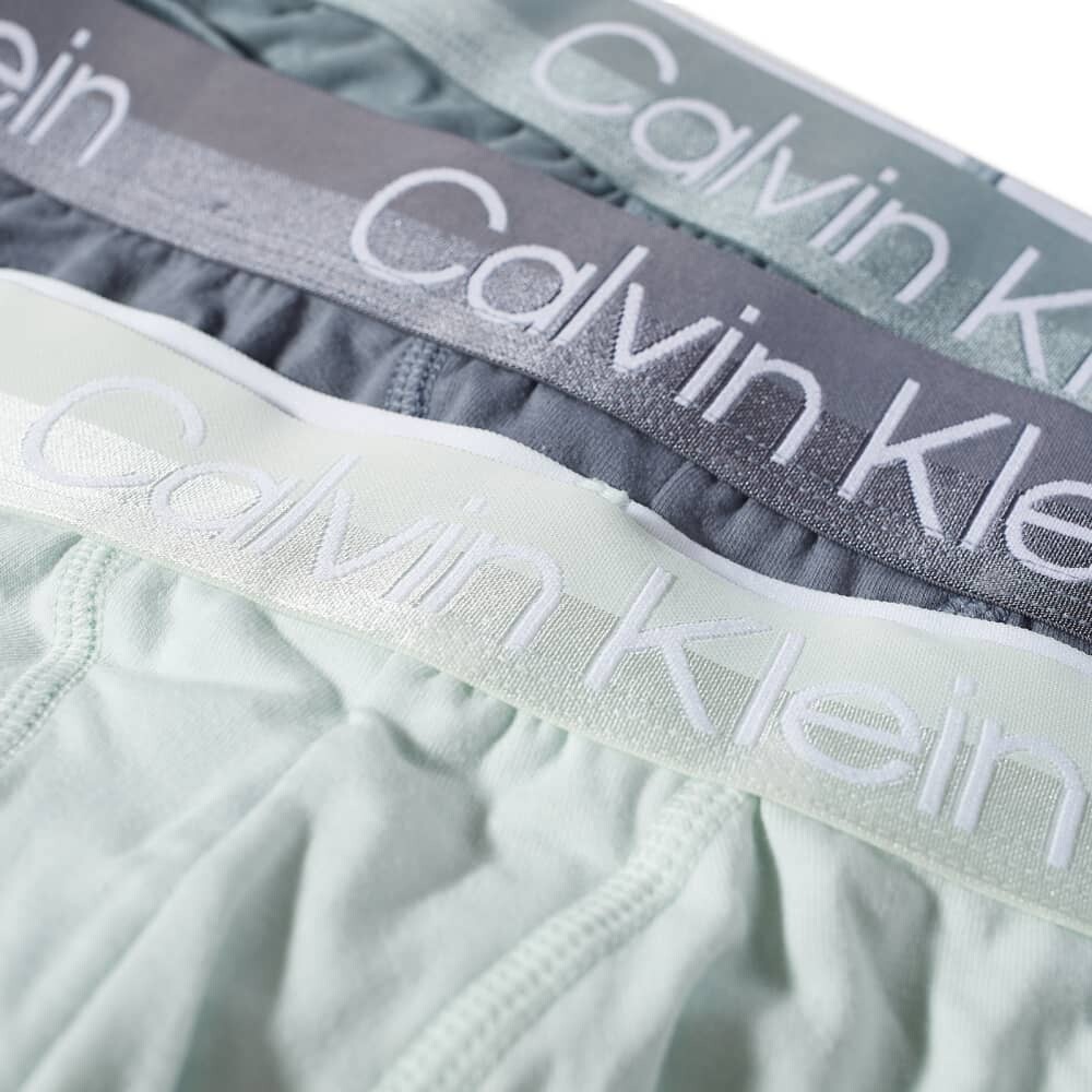 

Трусы на бедрах Calvin Klein — 3 шт., мультиколор
