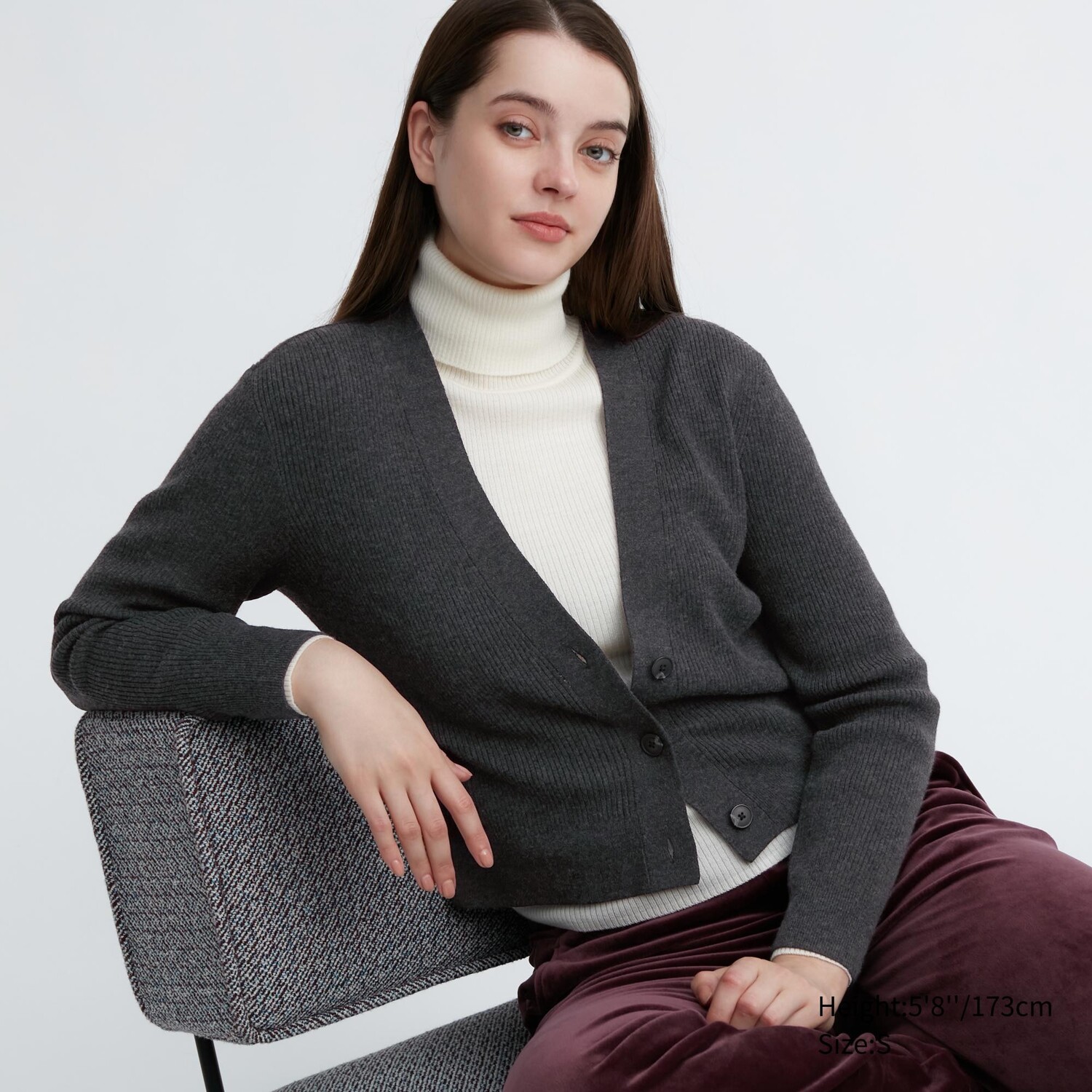 

Кардиган Uniqlo женский трикотажный, темно-серый