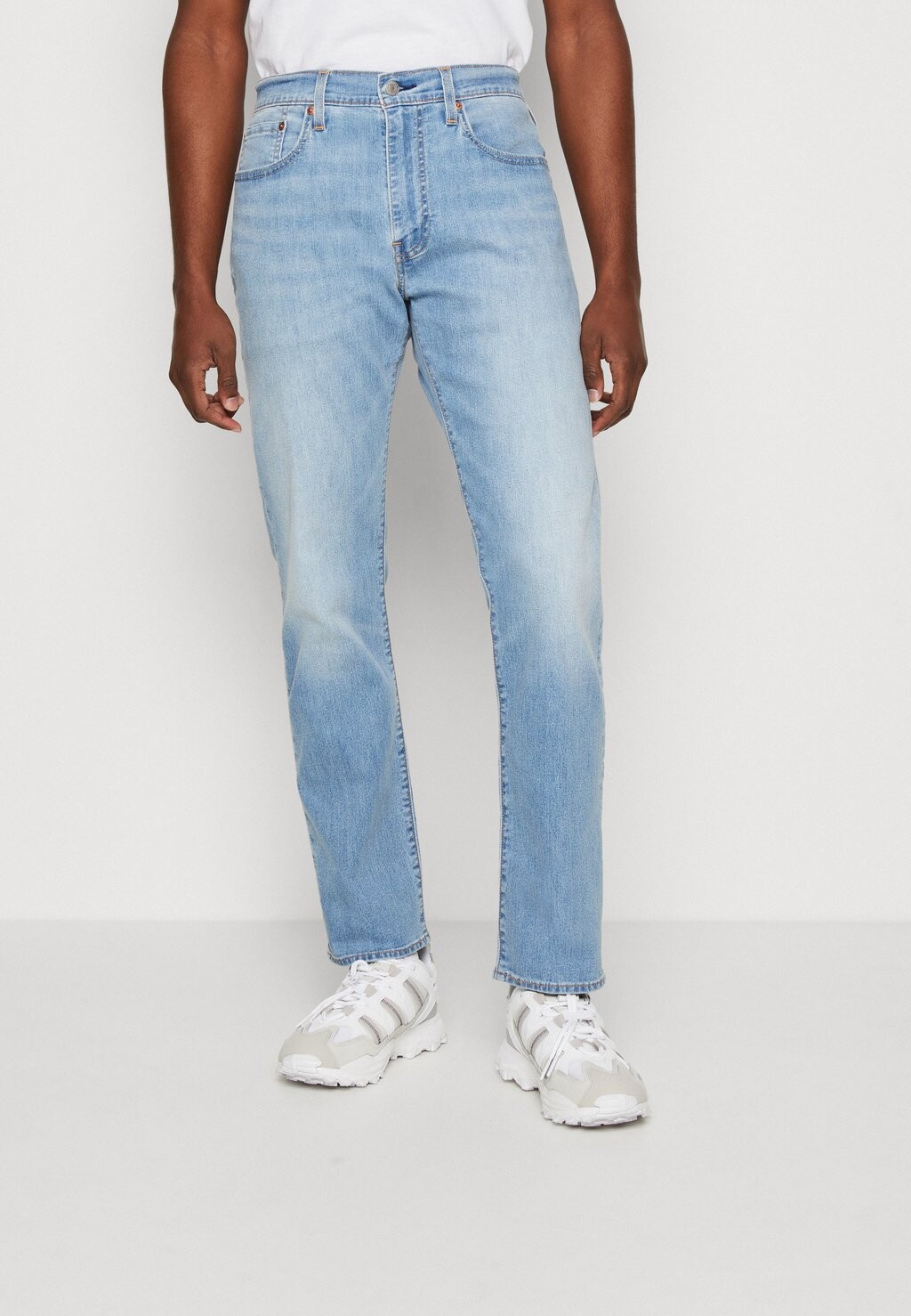 

Джинсы свободного кроя Levi's