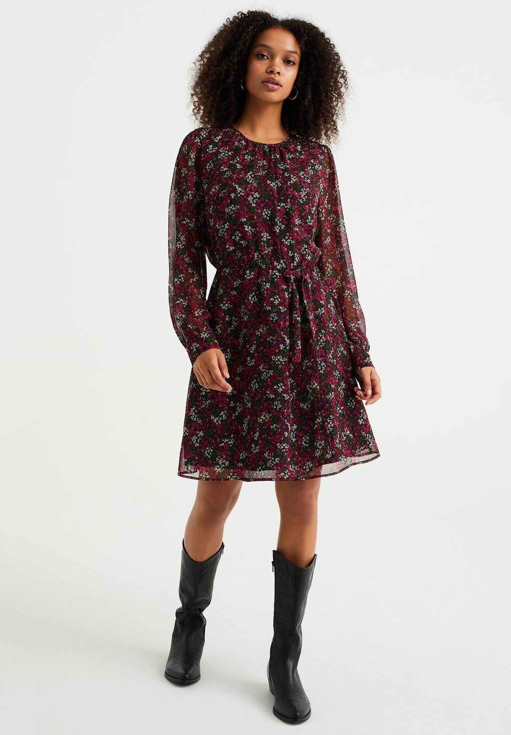

Платье летнее Met Dessin WE Fashion, фиолетовый