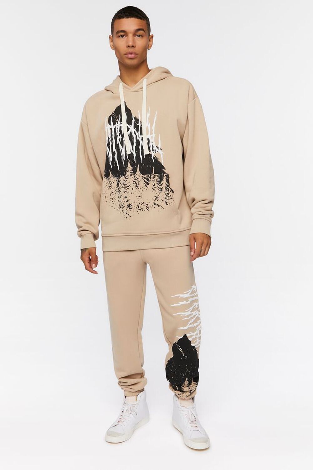 

Флисовые джоггеры с рисунком волка Forever 21, серо-коричневый