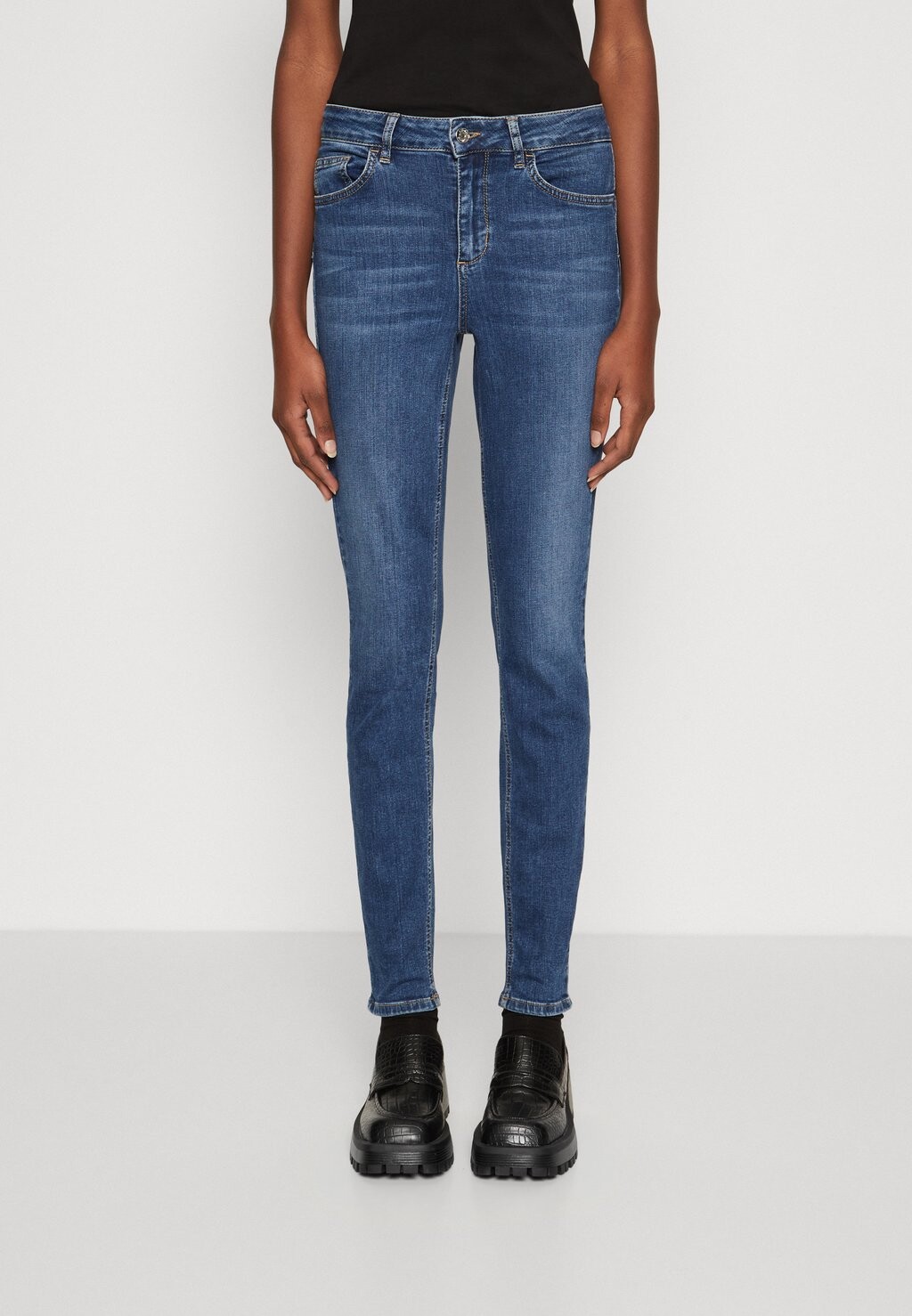 

Джинсы Skinny Fit LIU JO UP DIVINE, цвет denim blue dark utility