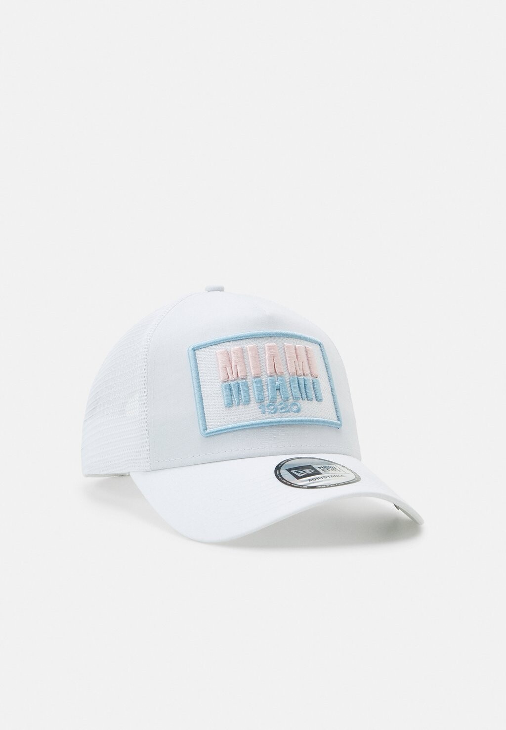 

Бейсболка New Era, белый