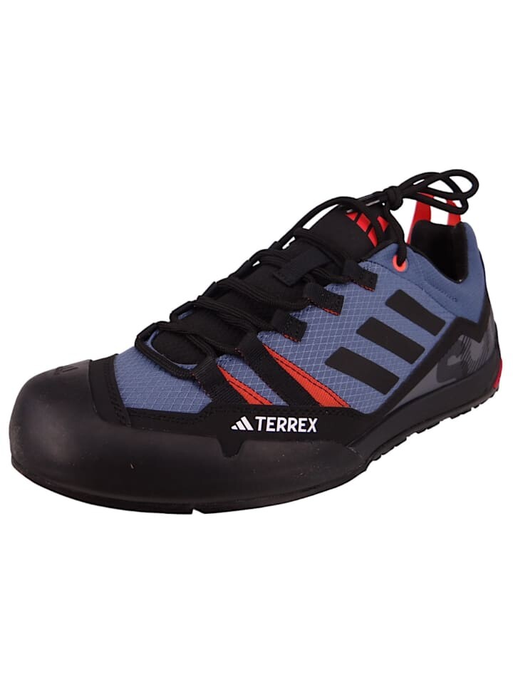 

Походная и треккинговая обувь adidas Performance