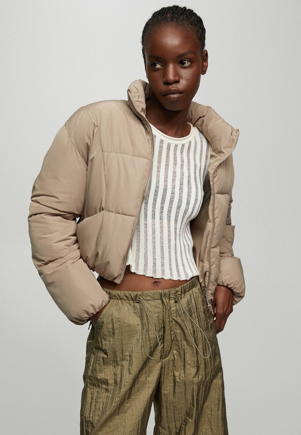 

Зимняя куртка PULL&BEAR