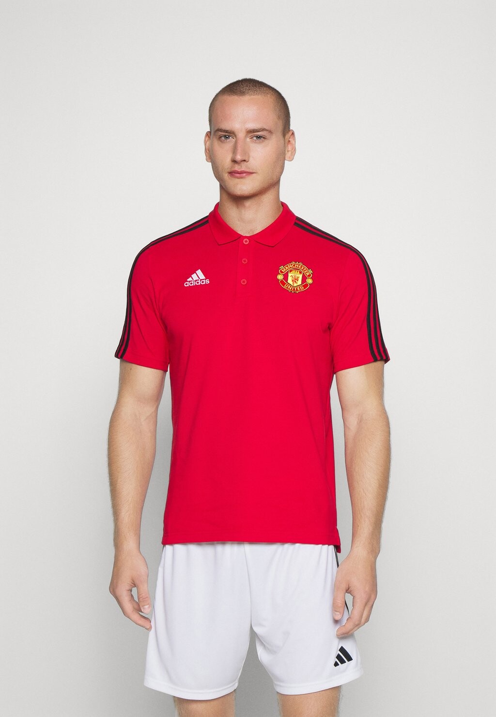 

Спортивная футболка Adidas