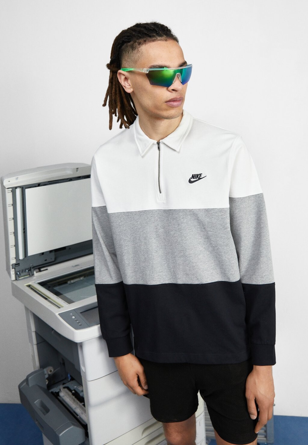 

Толстовка Nike Club, белый / темно-серый меланж