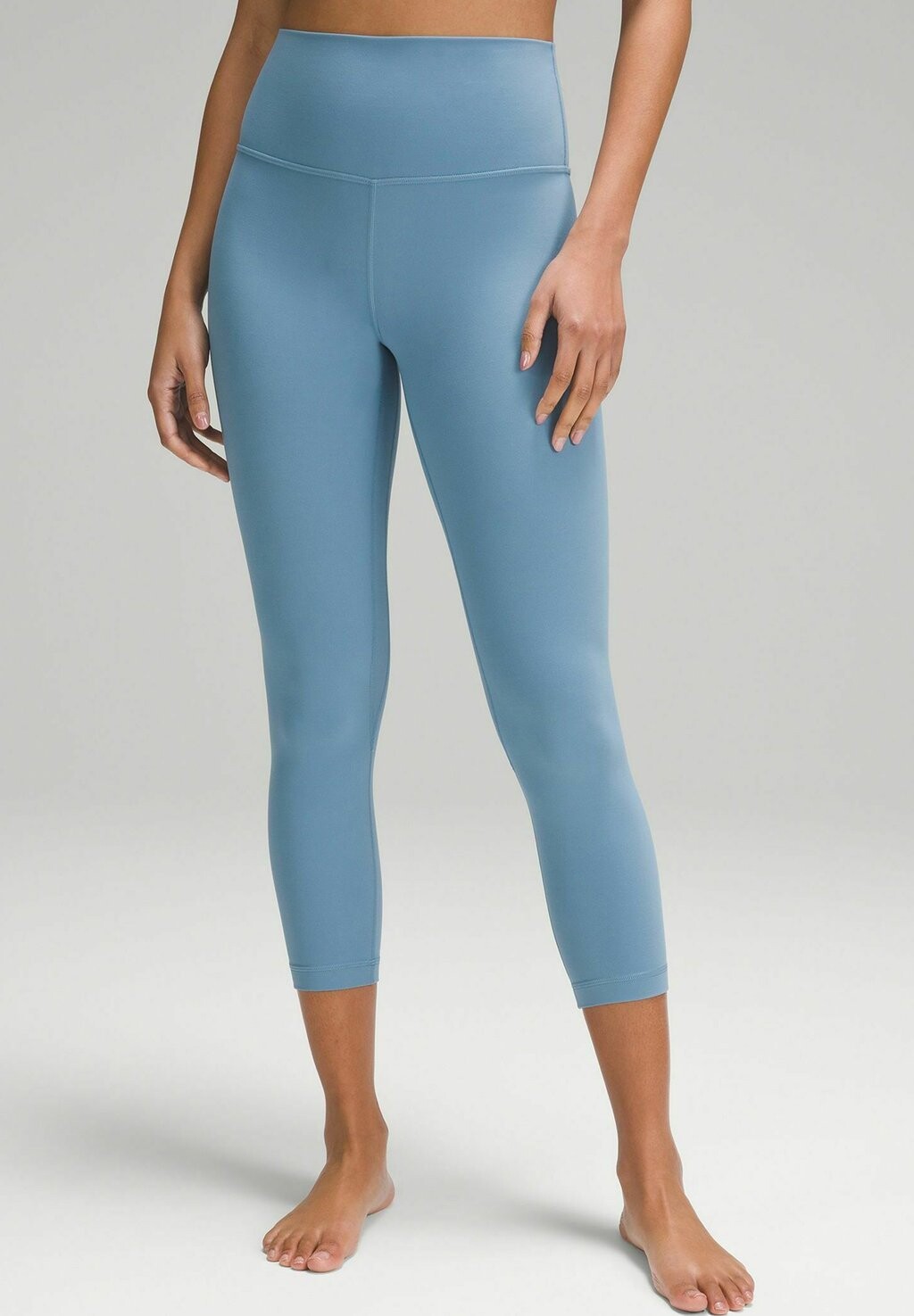 

Тайтсы lululemon