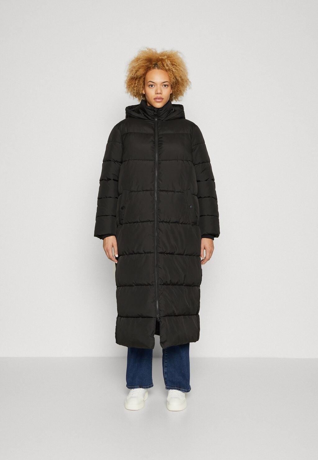

Зимняя куртка Pieces Curve PCKATJA LONG PUFFER JACKET, черный