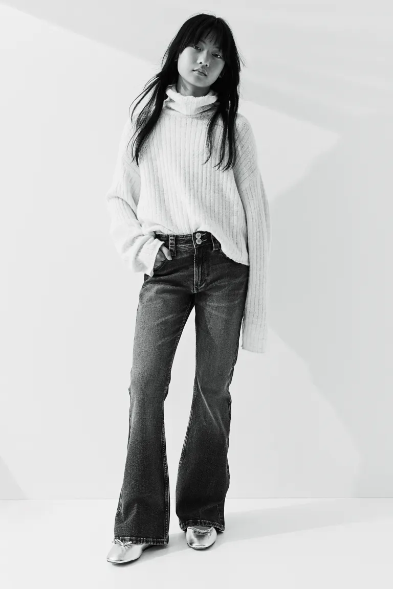 

Расклешенные джинсы H&M, синий
