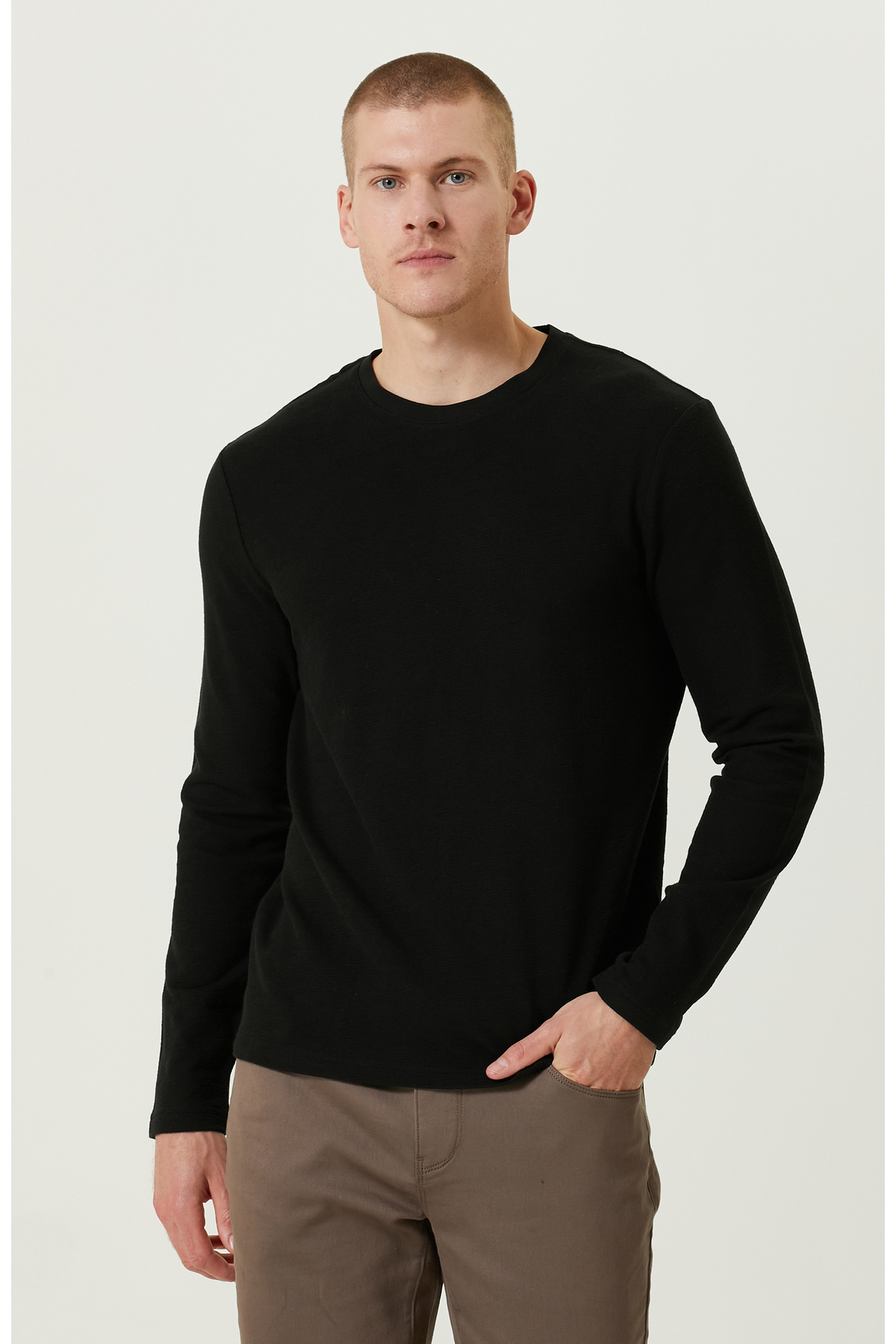 Черная хлопковая футболка с длинным рукавом Network, черный