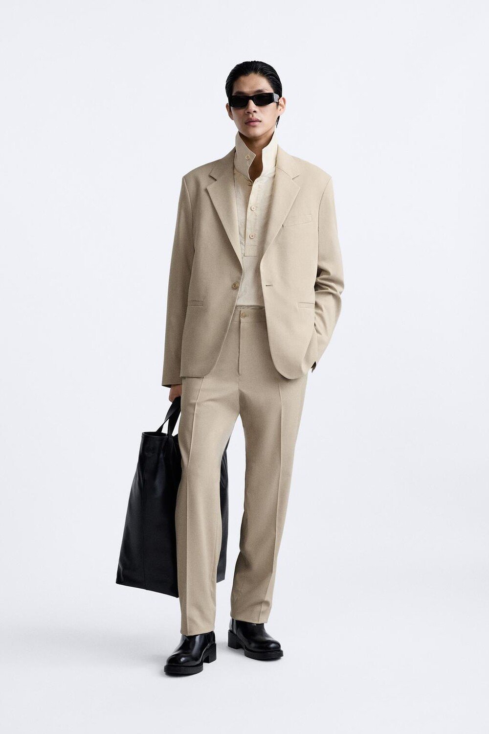 

Костюмный пиджак прямого кроя ZARA, кэмел