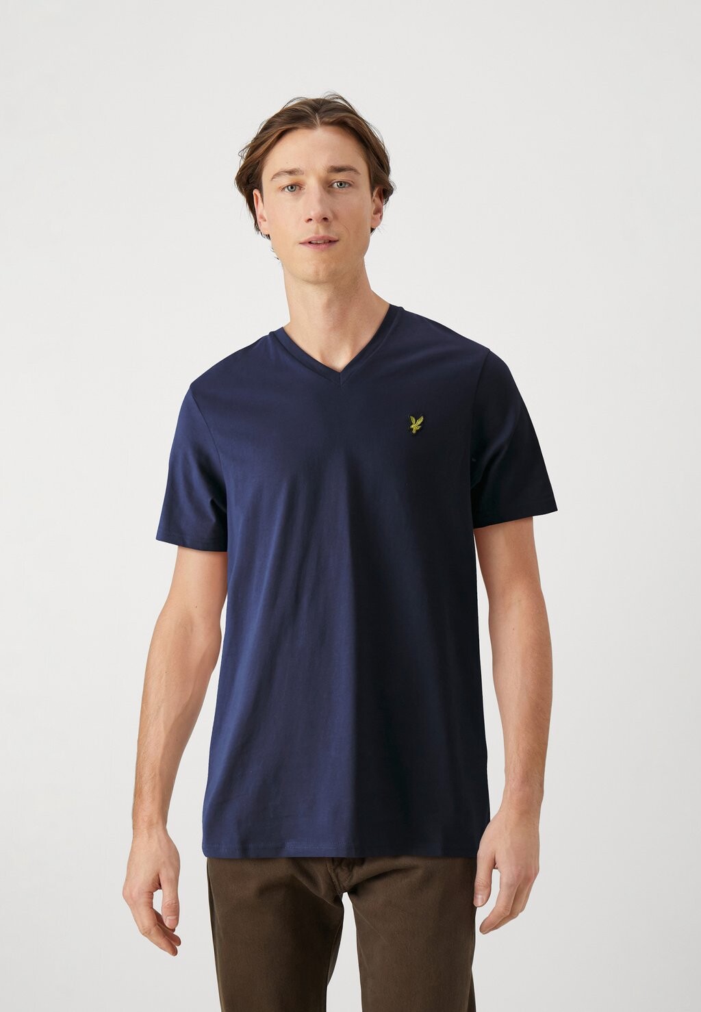 

Футболка базовая V NECK Lyle & Scott, цвет navy