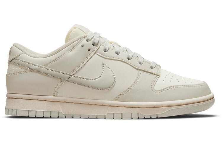 

Кроссовки Nike Dunk Low, бежевый
