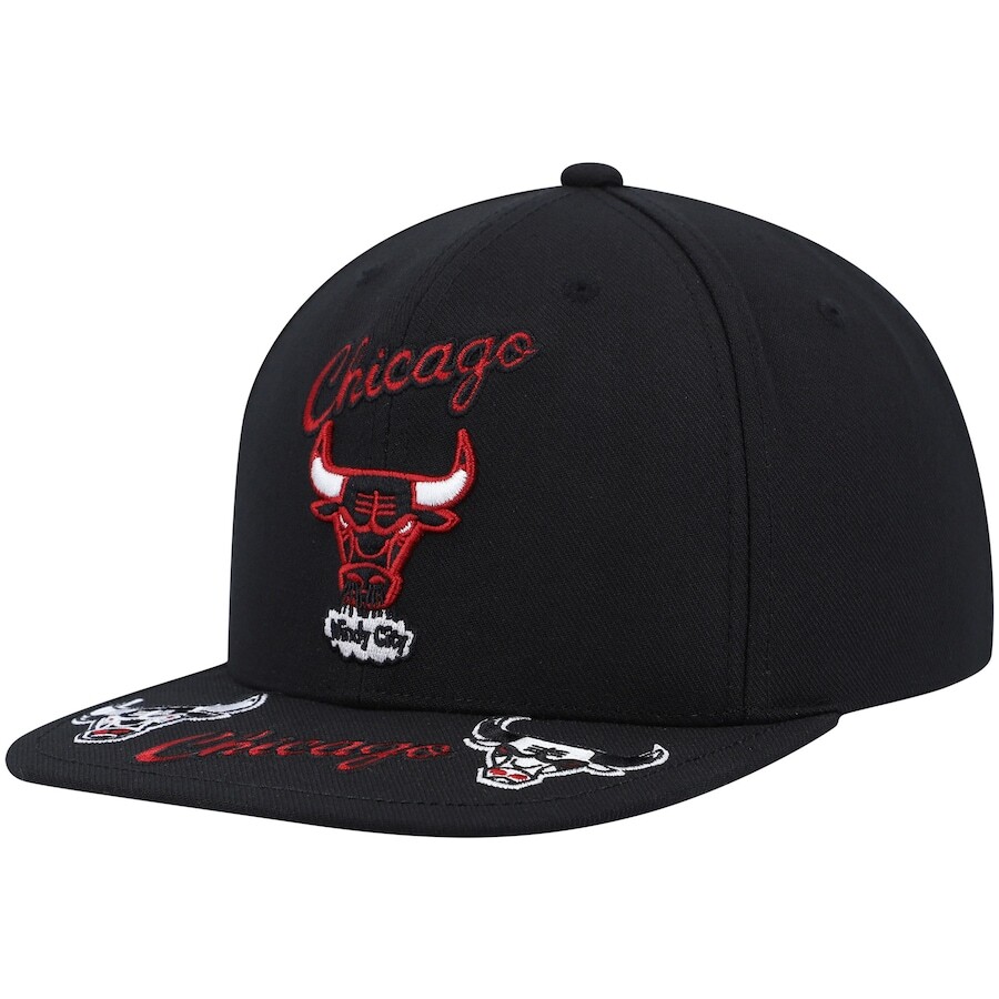 

Бейсболка Mitchell & Ness Chicago Bulls, черный